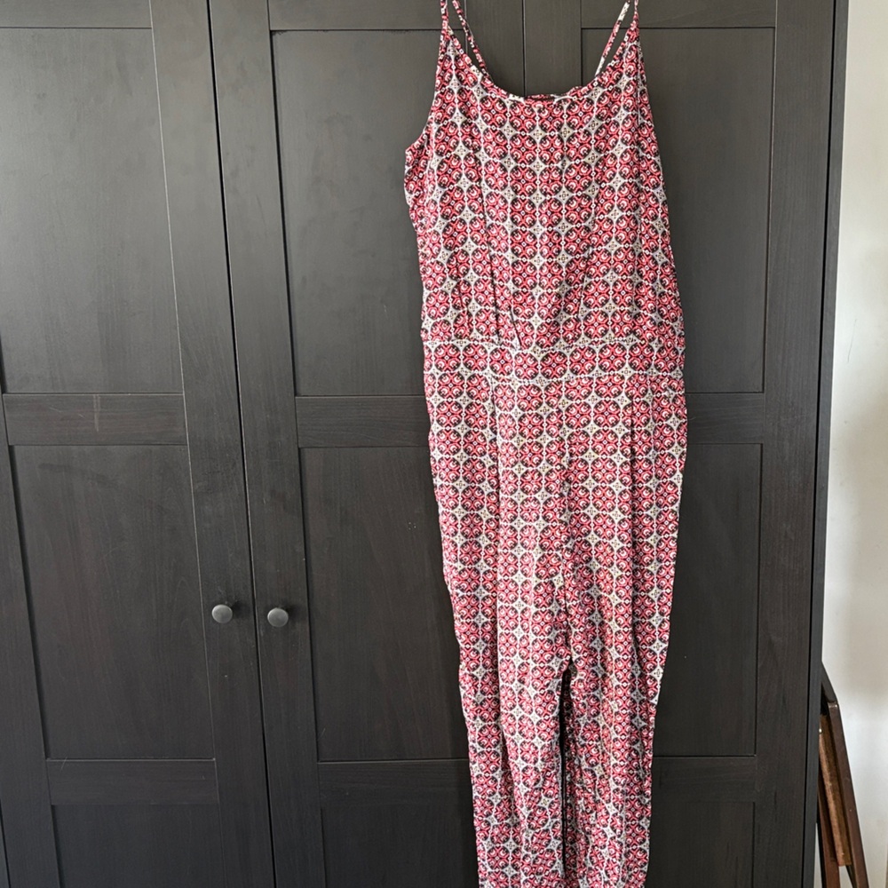 Abercrombie & Fitch Red and White Patterned Jumpsuit
